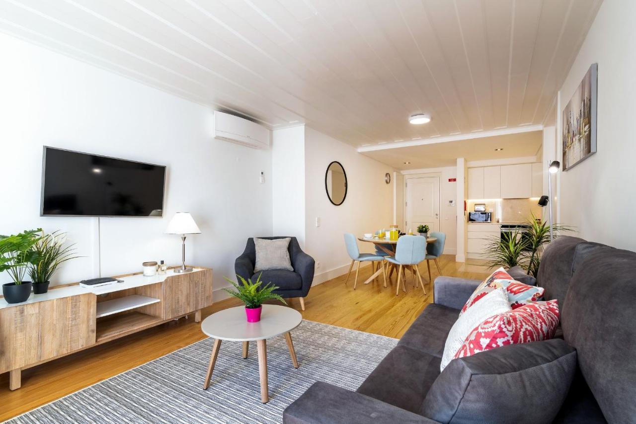 Amazing 1Bdr Apartment In Chiado By Lovelystay Lisboa Екстериор снимка