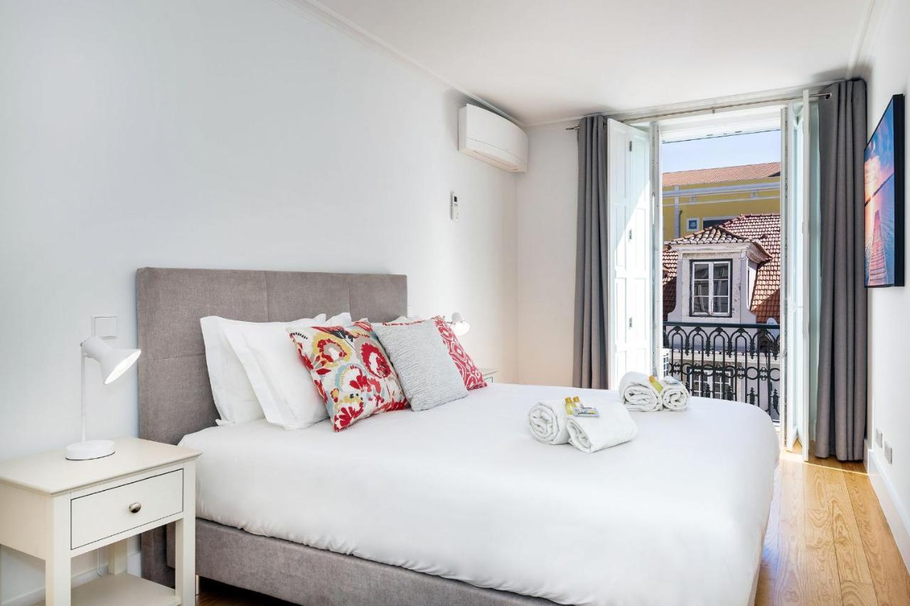 Amazing 1Bdr Apartment In Chiado By Lovelystay Lisboa Екстериор снимка