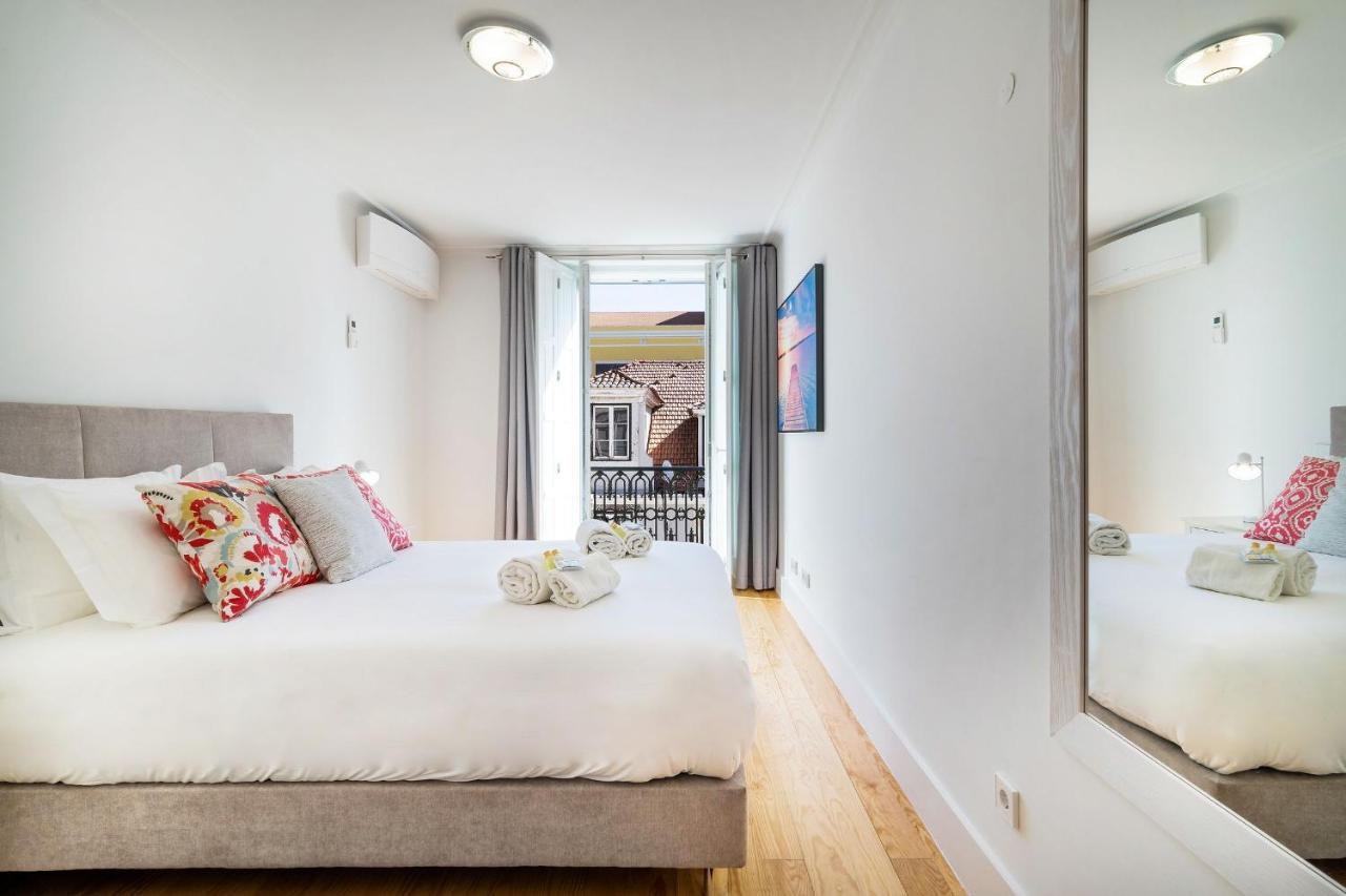 Amazing 1Bdr Apartment In Chiado By Lovelystay Lisboa Екстериор снимка